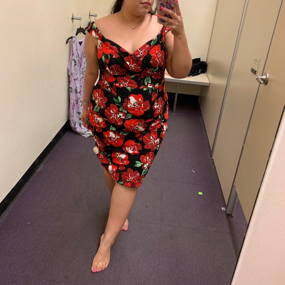 Floral Off-Shoulder Sheath Dress in Black with Red Flowers